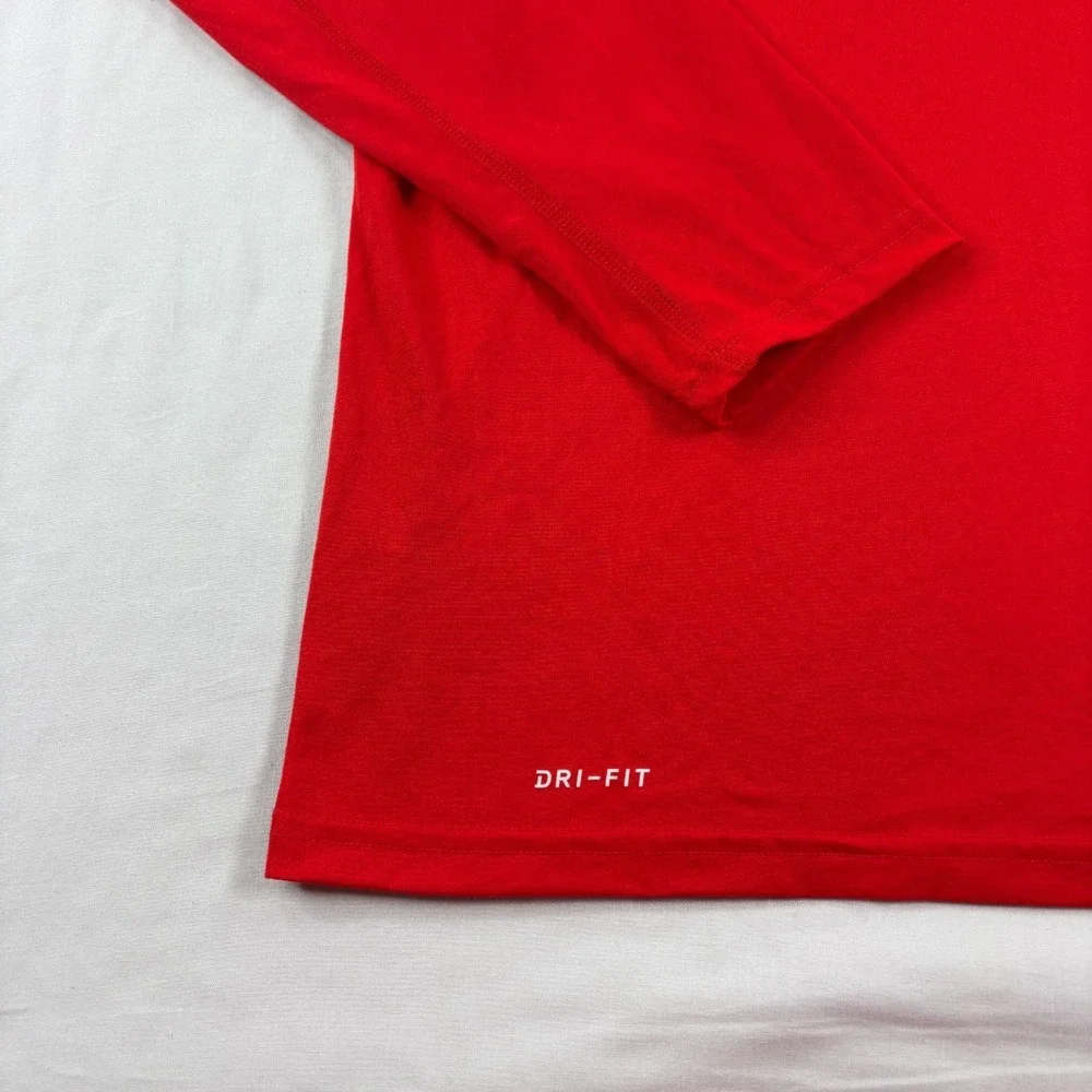 Nike shirt good